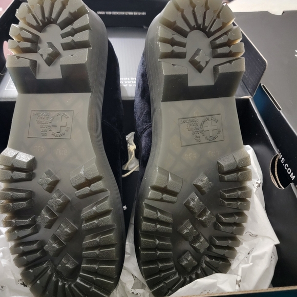 Dr. Martens Addina Heaven by Marc Jacobs Velvet Shoes in Black 8 NWT - Picture 6 of 8